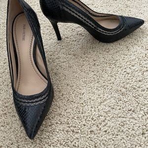 Pour La Victoire Black Pumps 9.5